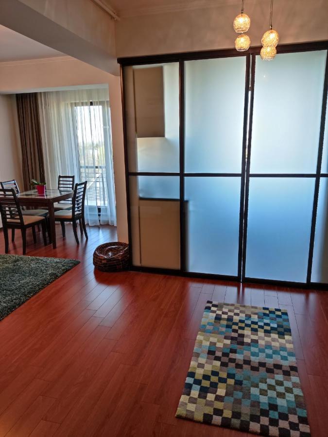Aria Premium Apartment Boekarest Buitenkant foto